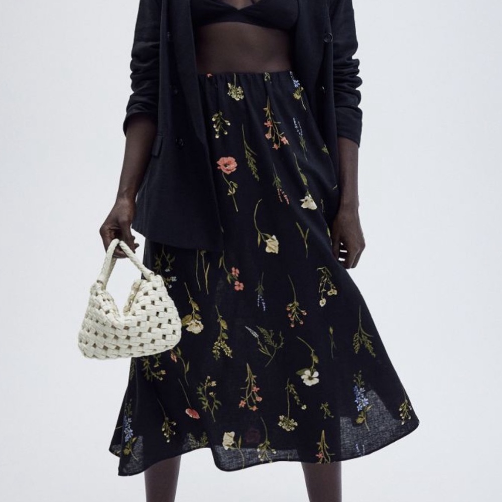 H&M Linen Blend Floral Skirt